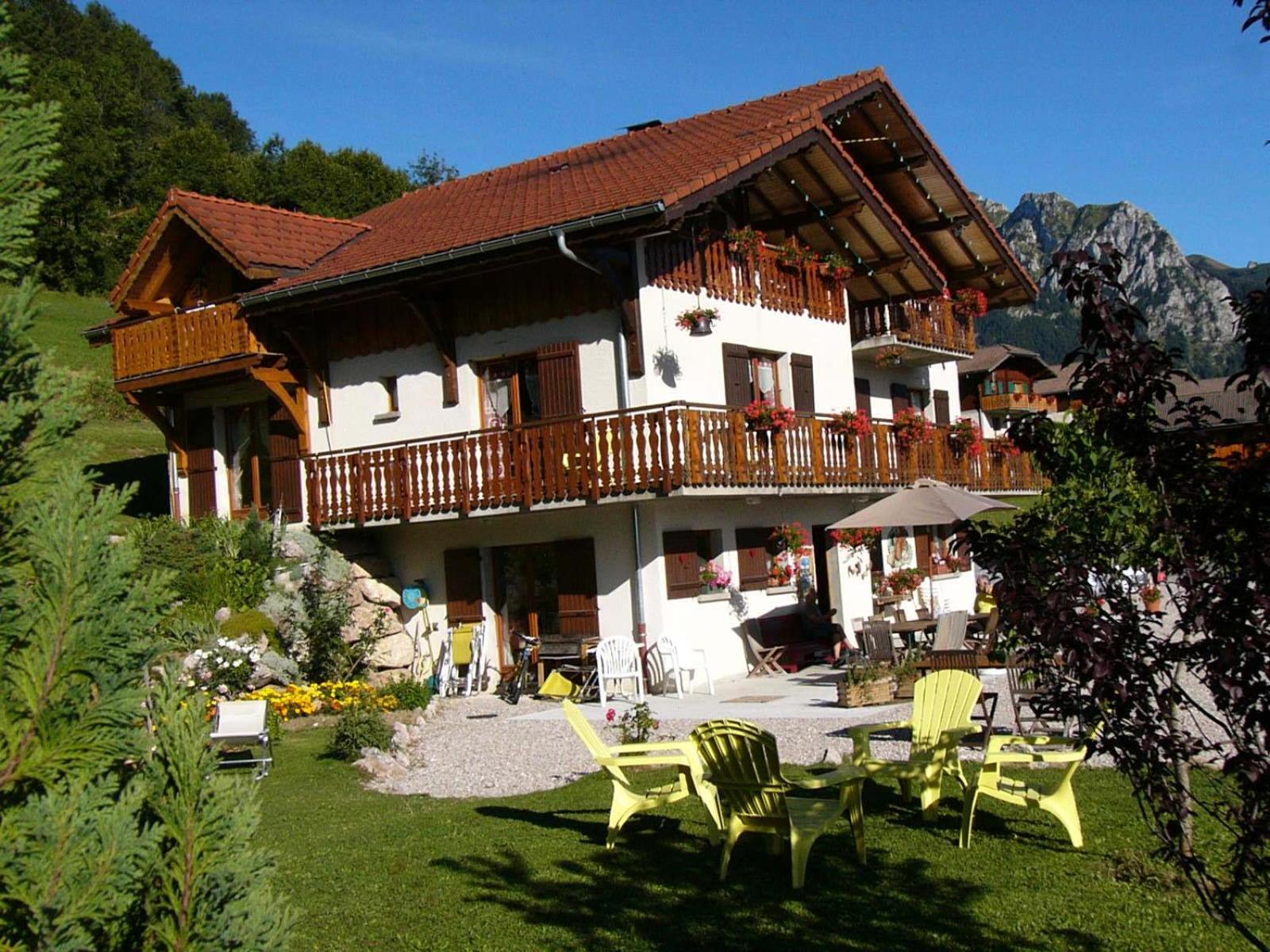 Chalet Titlis Bernex Exteriör bild